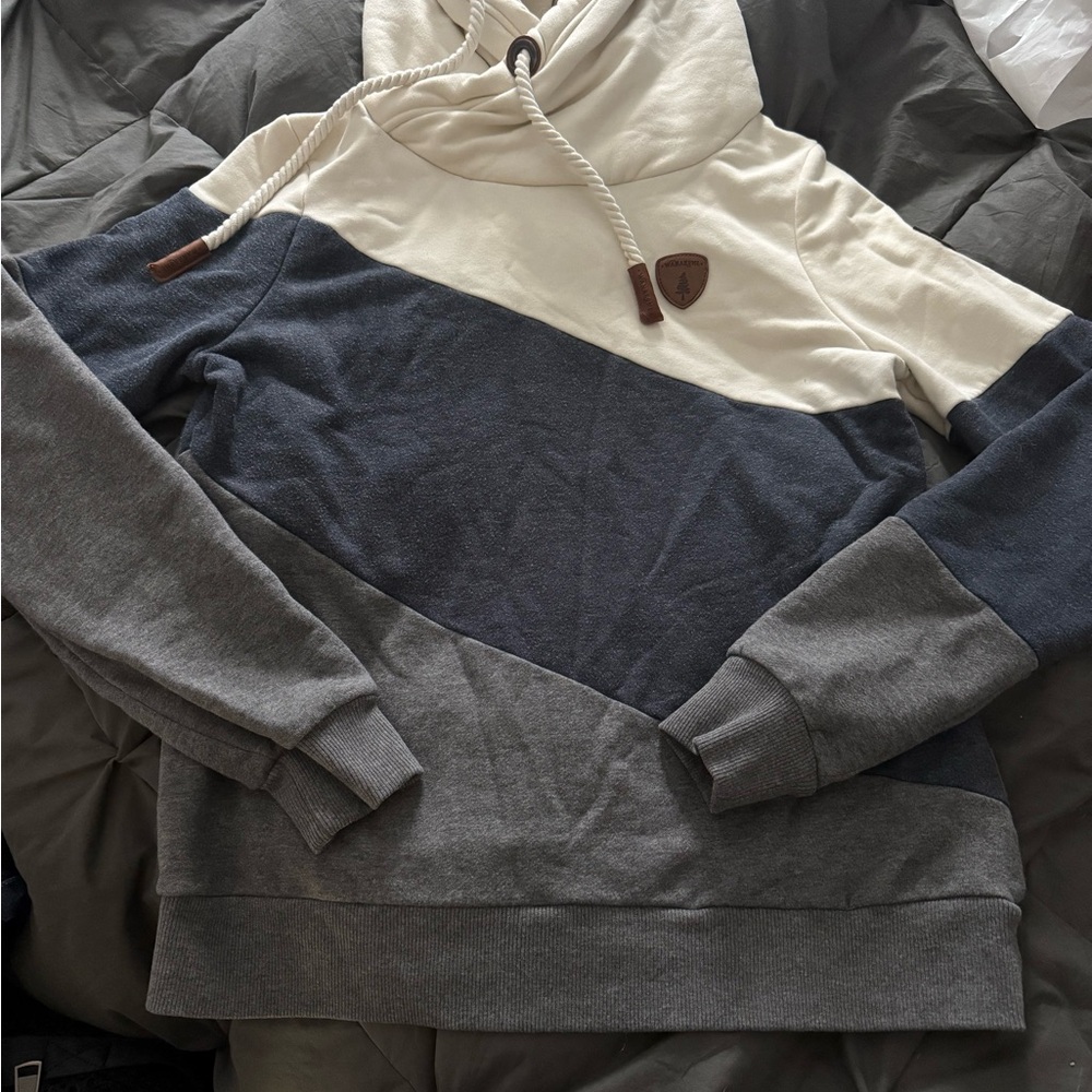 Wanakome Men's Tri-Tone Hoodie in Cream, Navy, and Gray